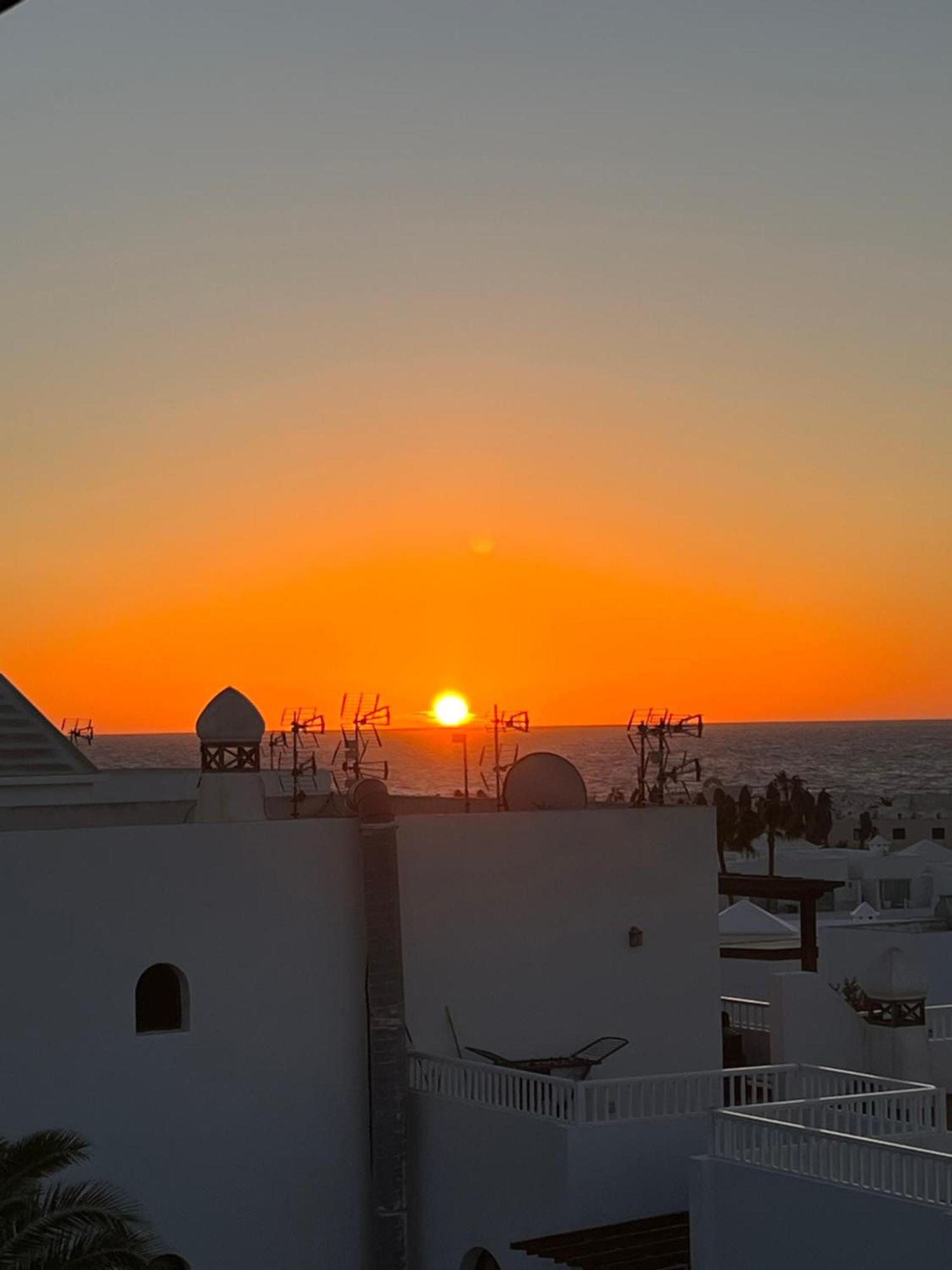 Ferienwohnung New Pools Wonderful Views Ac Costa Teguise Exterior foto
